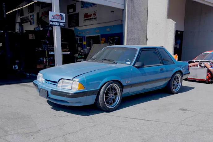 Fox v Ferrari Mustang Brakes, Wheels, Tires