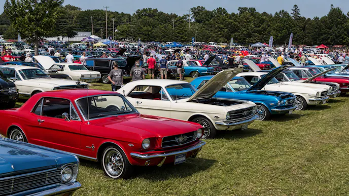 Over 40 years ago, Fabulous Fords Forever hosted the first event, drawing in 1,324 registered vehicles.