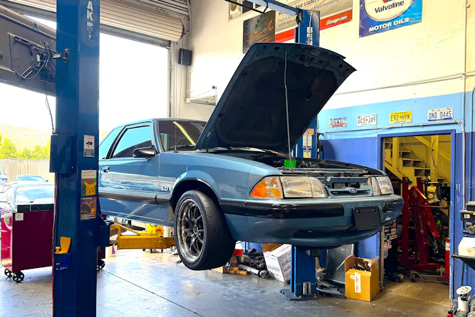 Fox v Ferrari Mustang Maximum Motorsports Suspension