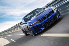 fm-2026-mustang-dark-horse-sc-track-pack-03-www.fordmuscle.com