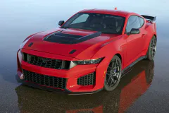 fm-2026-mustang-dark-horse-sc-01-www.fordmuscle.com