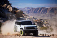fm-2027-rtr-bronco-gallery-07-www.fordmuscle.com