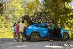 12-FM-Mustang-Mach-E-Trail_Gallery