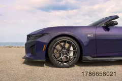 12-FM-Dark-Horse-SC-Convertible_Gallery